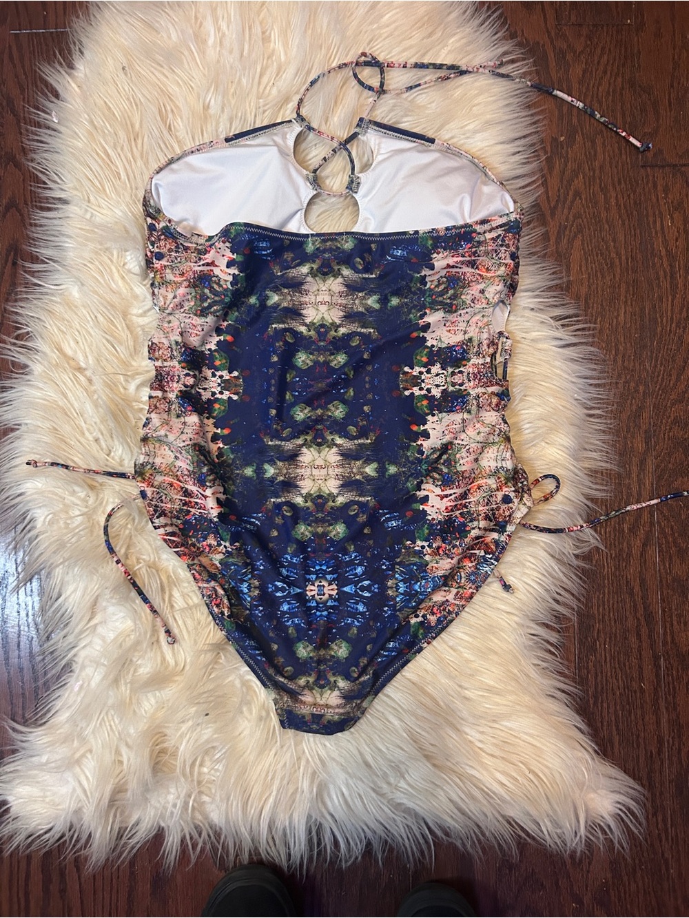 Earthbound Boho Lace Up Side One Piece Swimsuit Padded Size Large - Picture 6 of 6